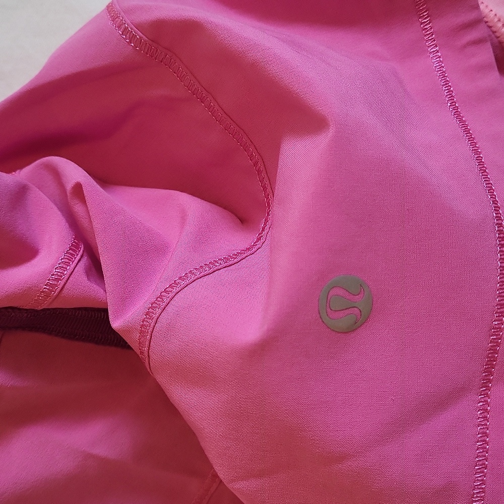 Lululemon Short - Picture 3 of 4